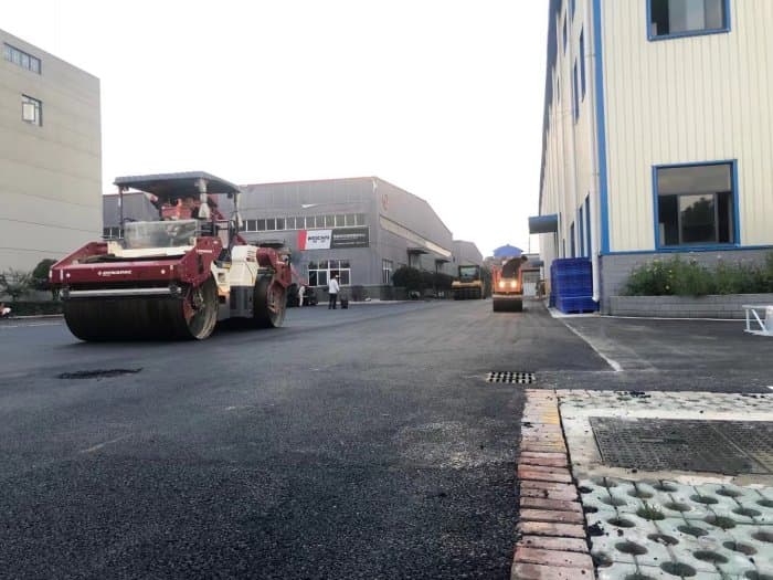 武汉亘鑫建筑工程有限公司施工现场