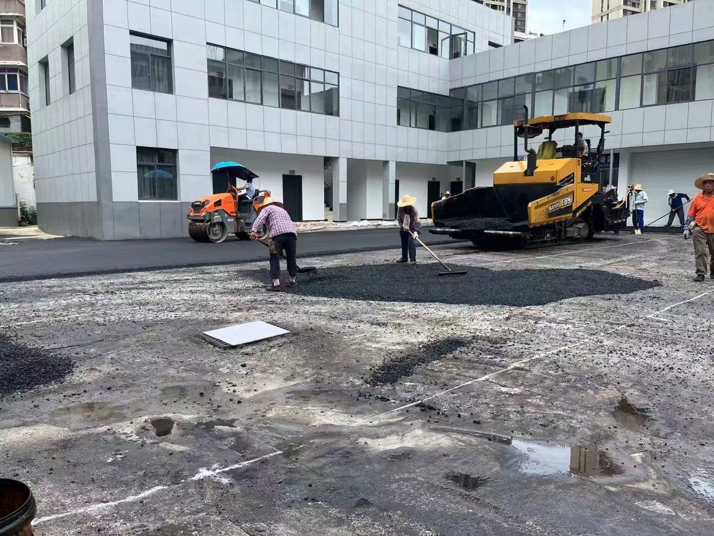 湖北警察学校北校区沥青路面施工 - 沥青路面施工案例
