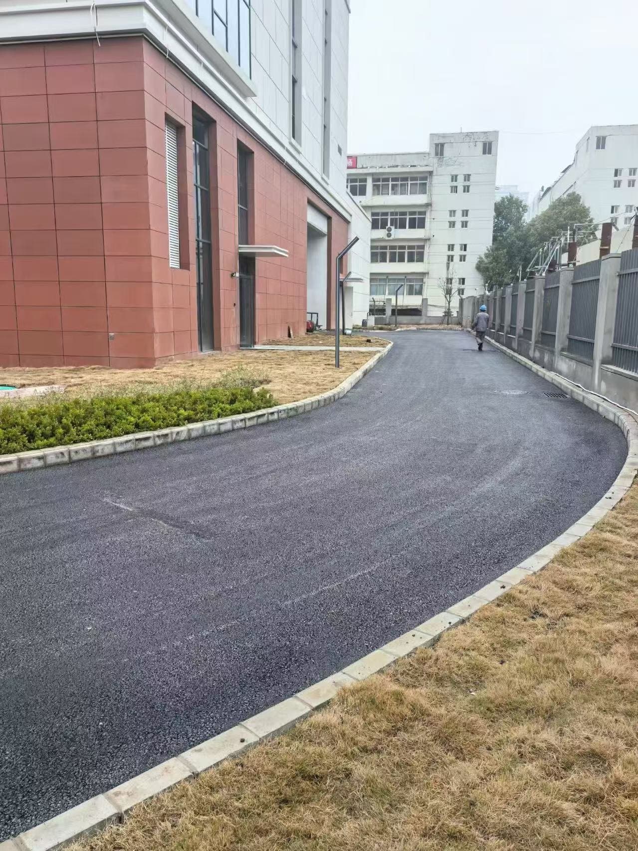 经开区东实精工厂区沥青路面 - 沥青路面施工案例